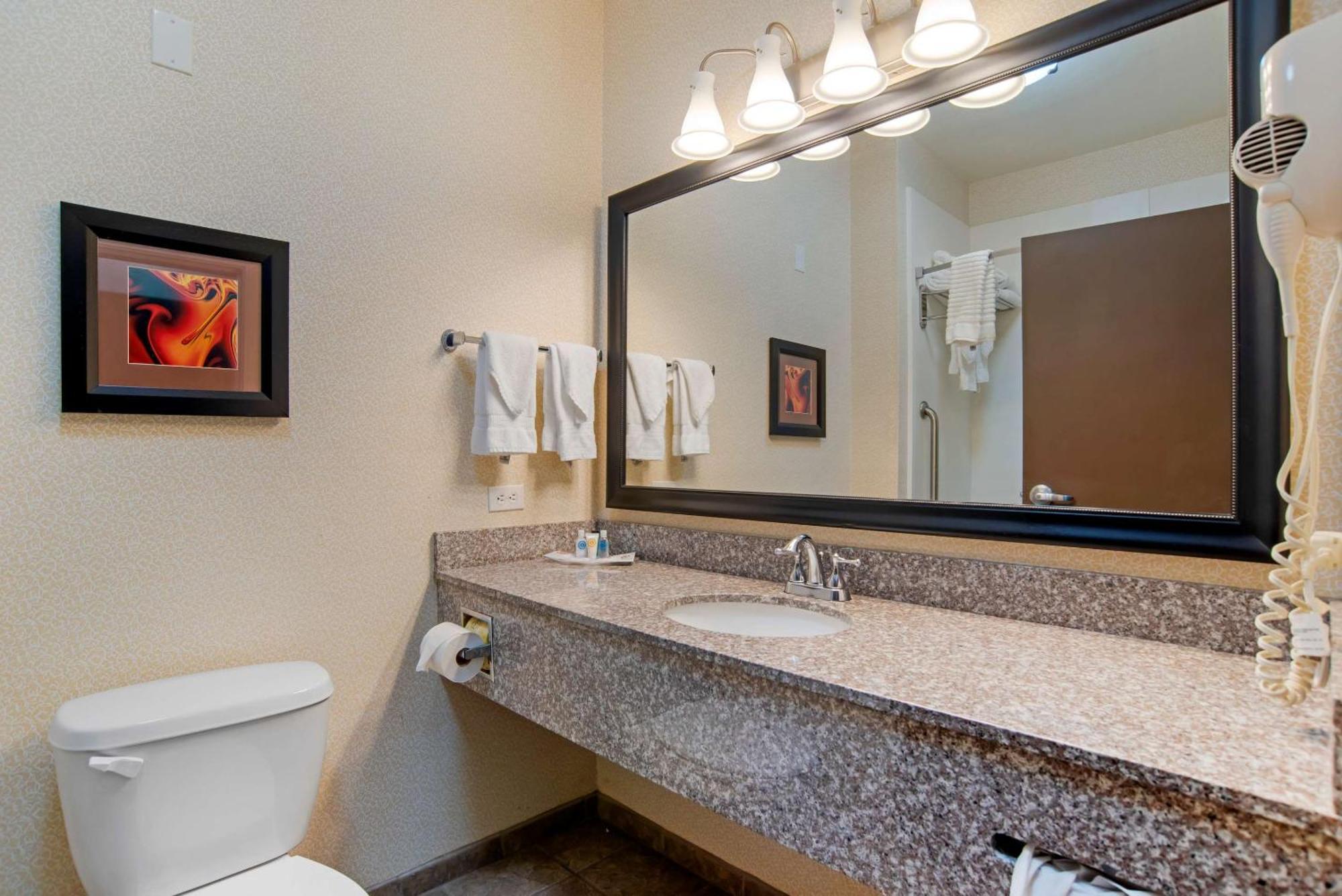 Comfort Suites Alexandria Extérieur photo